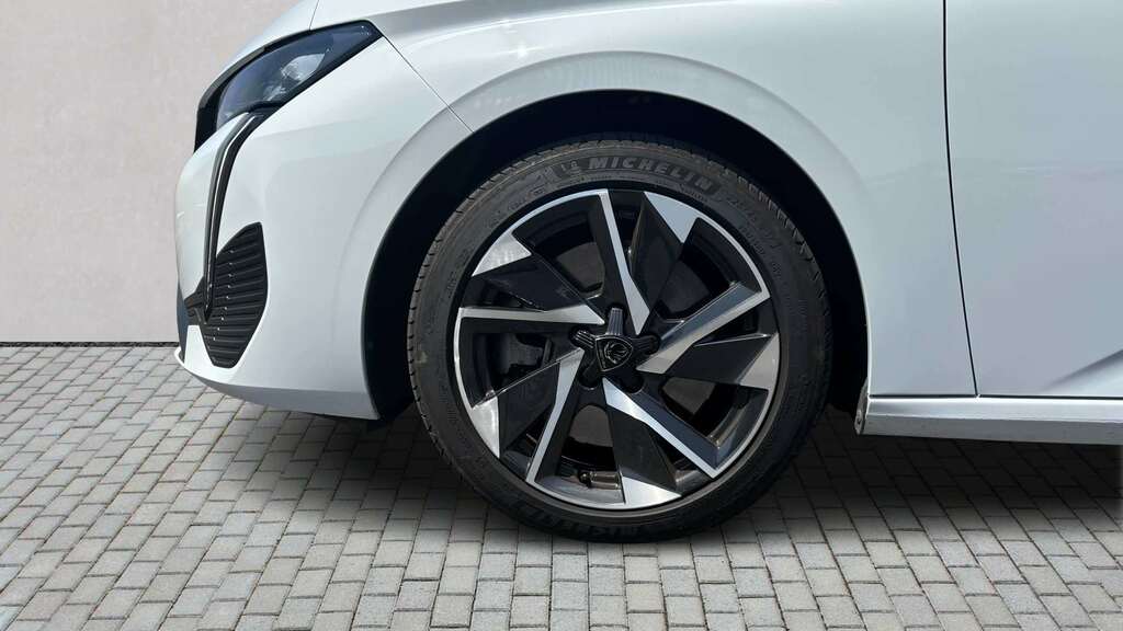Peugeot 308 1.6 Plug-in Hybrid Allure E-eat8 2024 White #3