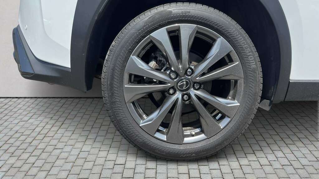 Lexus UX 2.0 250H F Sport Suv Hybrid E Cvt 184 White #9