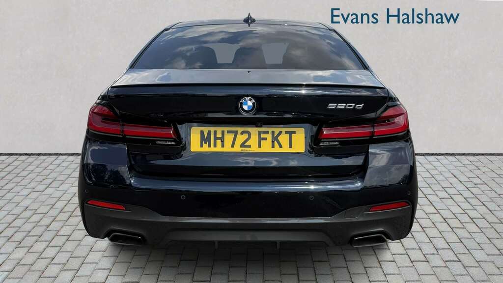 BMW 5 Series 520D Mht M Sport Step 2023 Black #5