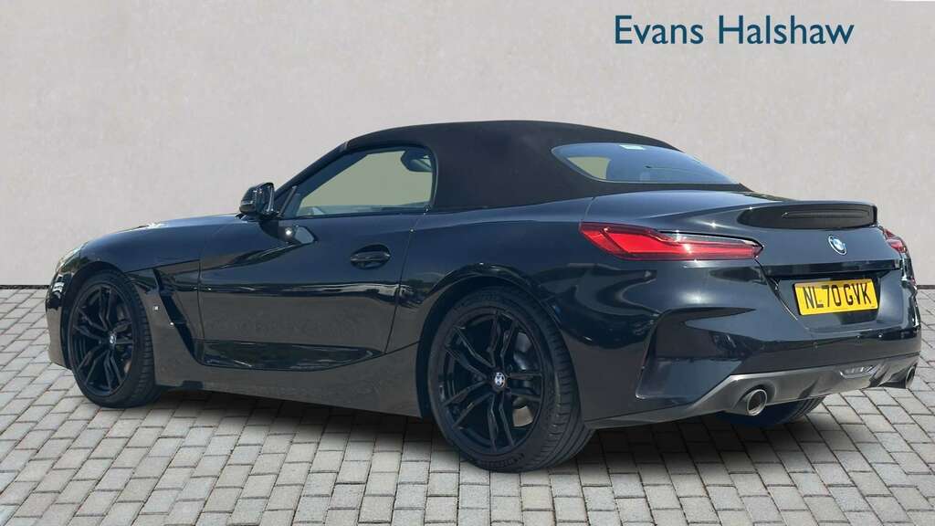 BMW Z4 Sdrive 20I M Sport 2020 Black #4