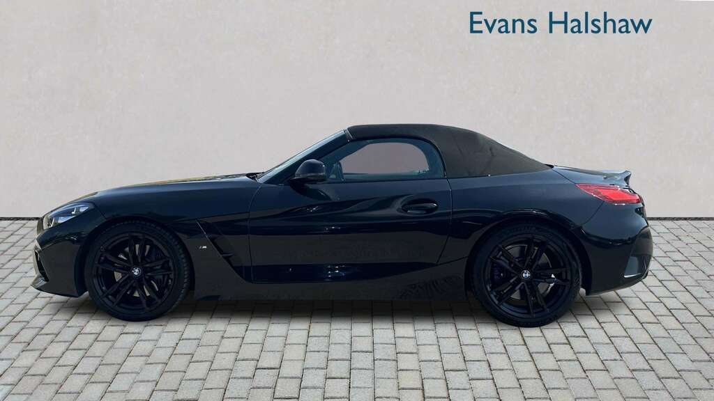 BMW Z4 Sdrive 20I M Sport 2020 Black #3