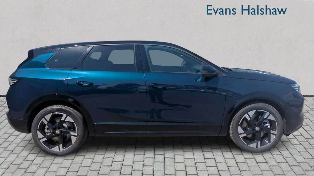 Vauxhall Grandland 157Kw Ultimate 73Kwh Fixed Roof 2026 NY26EWG Blue #2