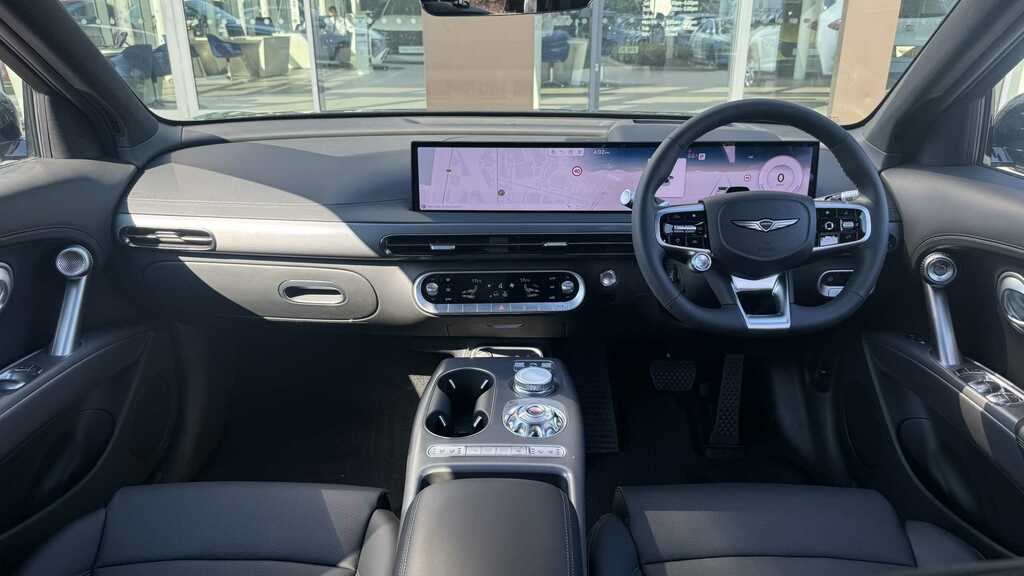 Genesis GV60 168Kw Pure 84Kwh 2026 Black #3