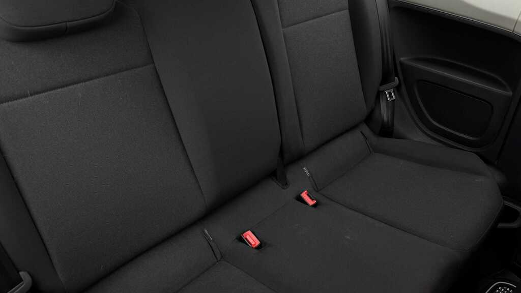Volkswagen Up Move Tech Edition Red #10