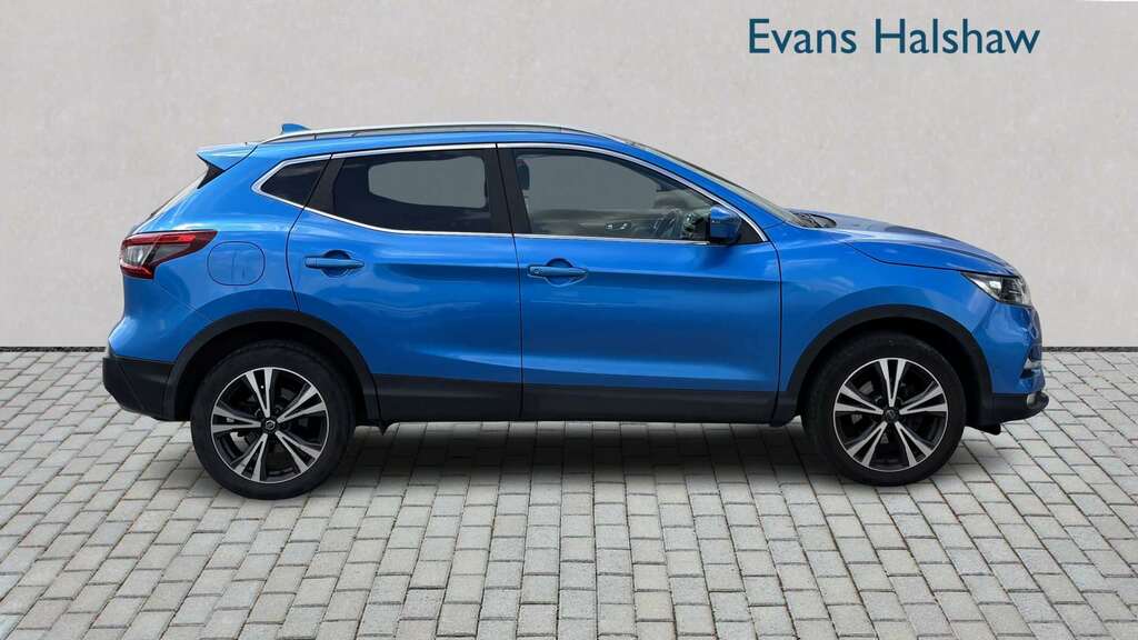 Nissan Qashqai 1.5 Dci Acenta Premium Suv Euro Black #2
