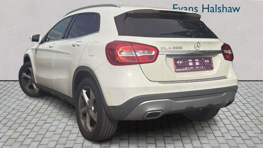 Mercedes-Benz GLA Class 200 Sport 2018 White