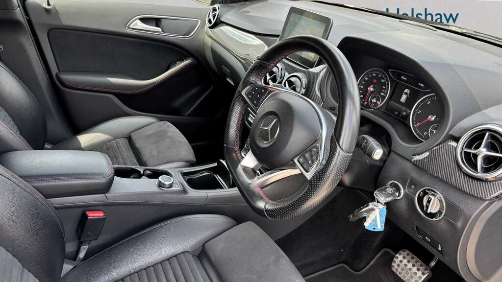 Mercedes-Benz B Class B180d Amg Line Premium 2017 Black #6