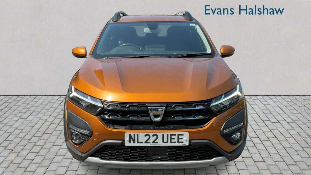 Dacia Sandero Stepway 1.0 Tce Prestige 2022 NL22UEE Orange #2