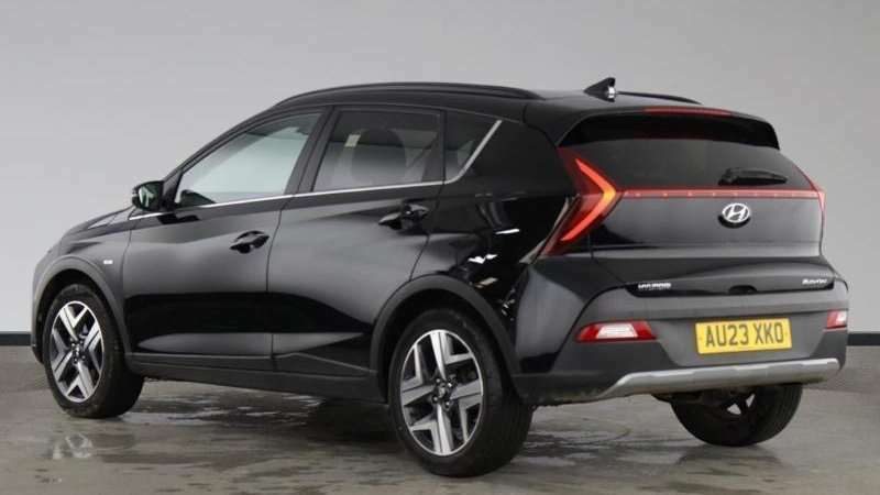 Hyundai Bayon 1.0 Tgdi 48V Mhev Premium 2023 Black #2