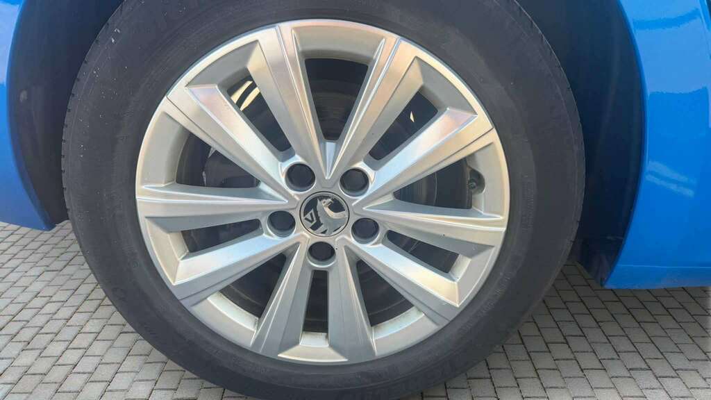 Vauxhall Astra 1.2 Turbo 130 Design 2024 Blue #5