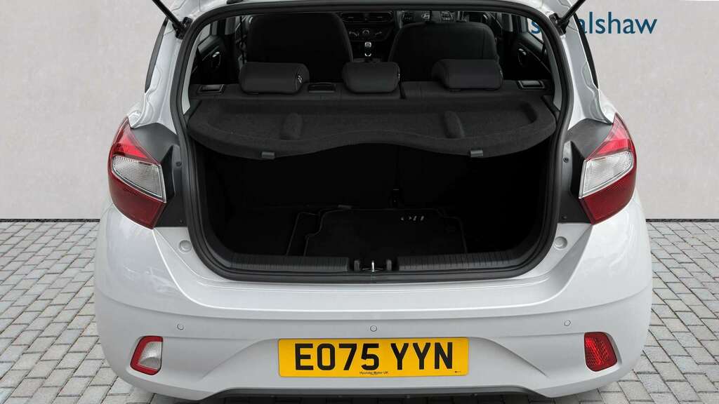Hyundai I10 1.0 63 Advance Nav 2025 Grey #6