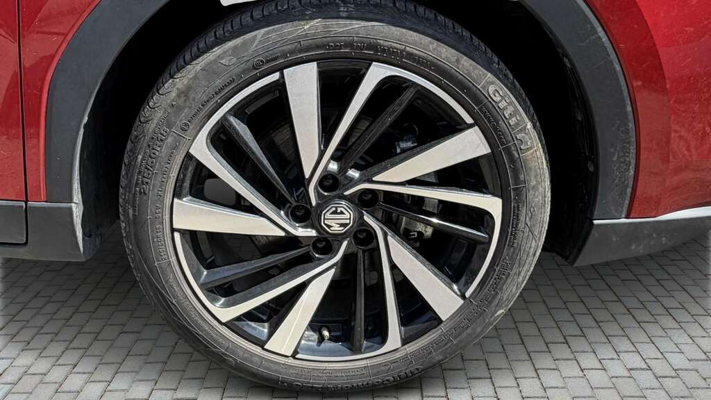 MG ZS 1.5 Hybrid Trophy 2025 Red #6