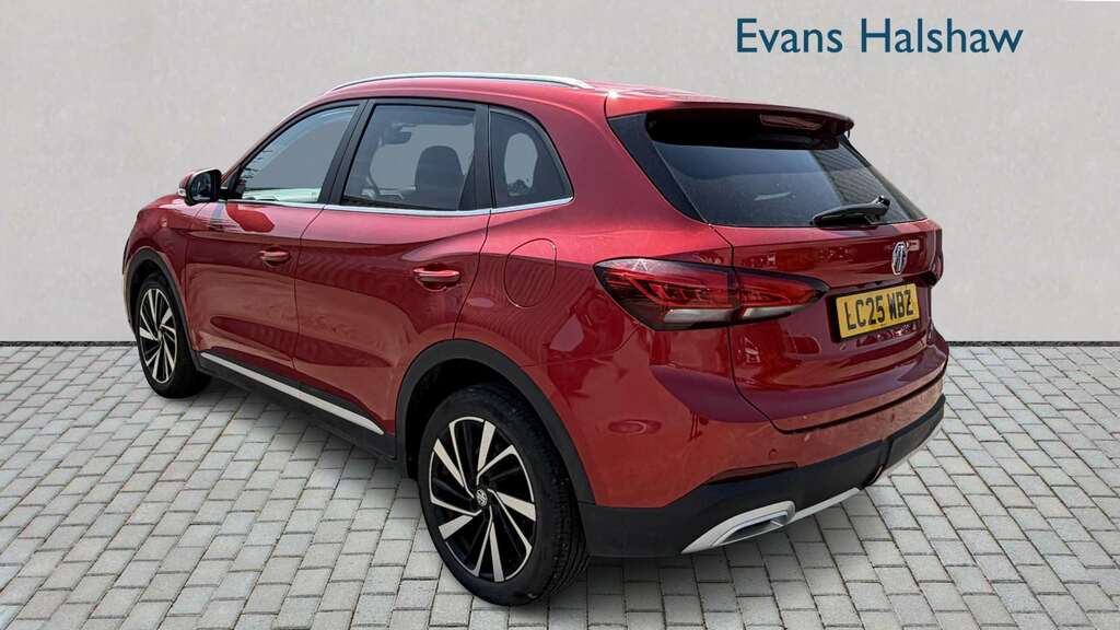 MG ZS 1.5 Hybrid Trophy 2025 Red #4