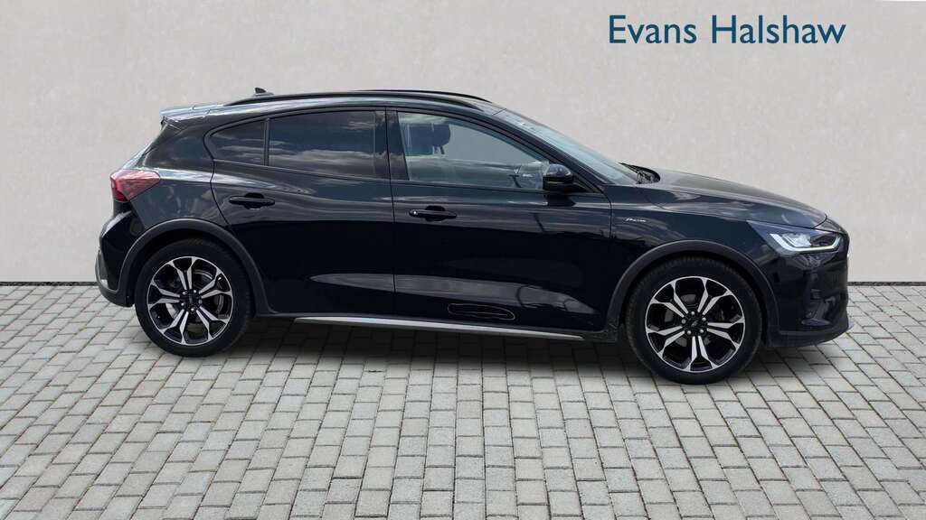 Ford Focus 1.5 Ecoblue 120 Active X Vignale Edition PO72STZ Black #3