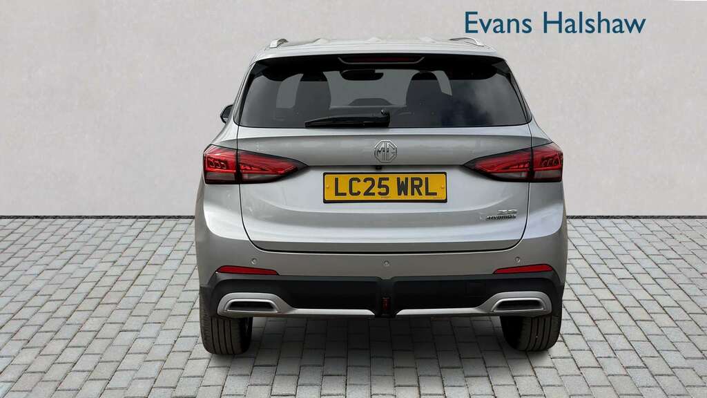 MG ZS 1.5 Hybrid Trophy 2025 Silver #5