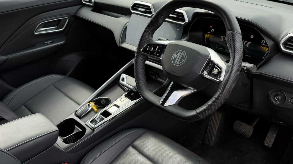 MG ZS 1.5 Hybrid Trophy Suv Hybrid Euro #9