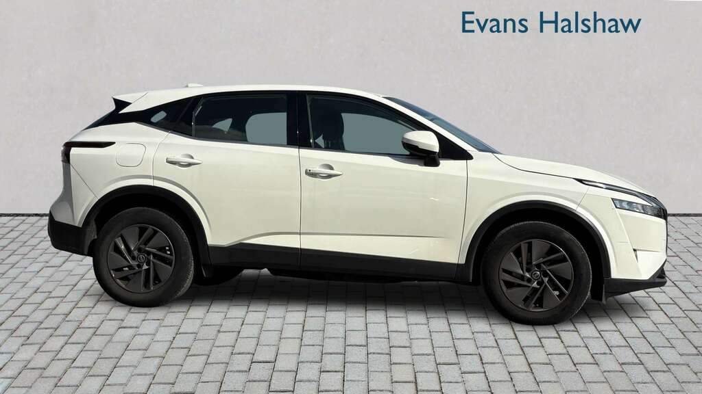 Nissan Qashqai 1.3 Dig-t Mh 158 Acenta Premium Xtronic 2022 White #5