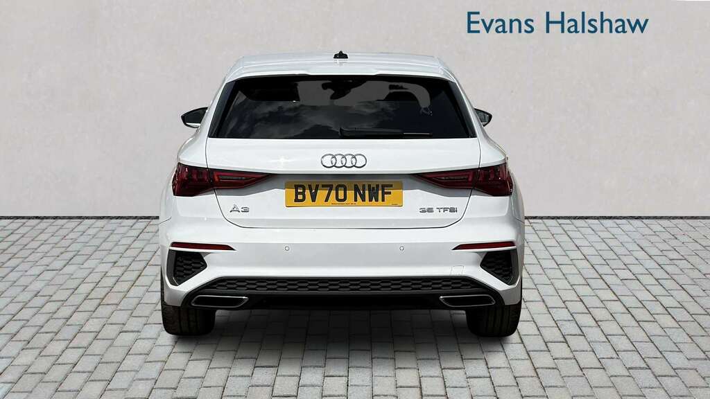 Audi A3 35 Tfsi S Line 2020 White #4