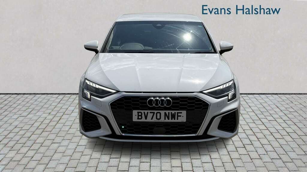 Audi A3 35 Tfsi S Line 2020 White #3
