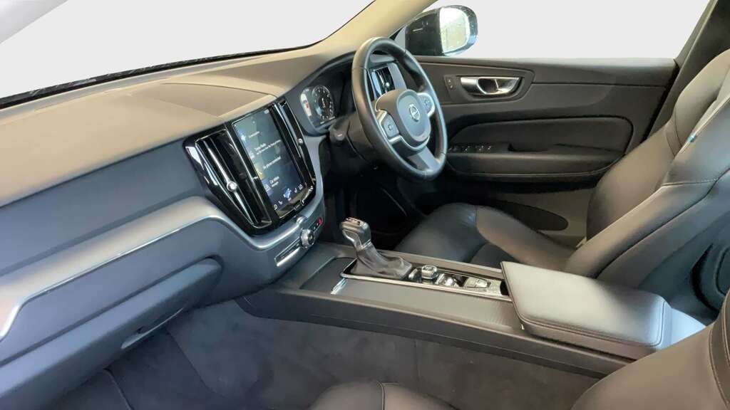 Volvo XC60 Volvo Estate 2.0 D4 Momentum Awd Geartr Grey #13