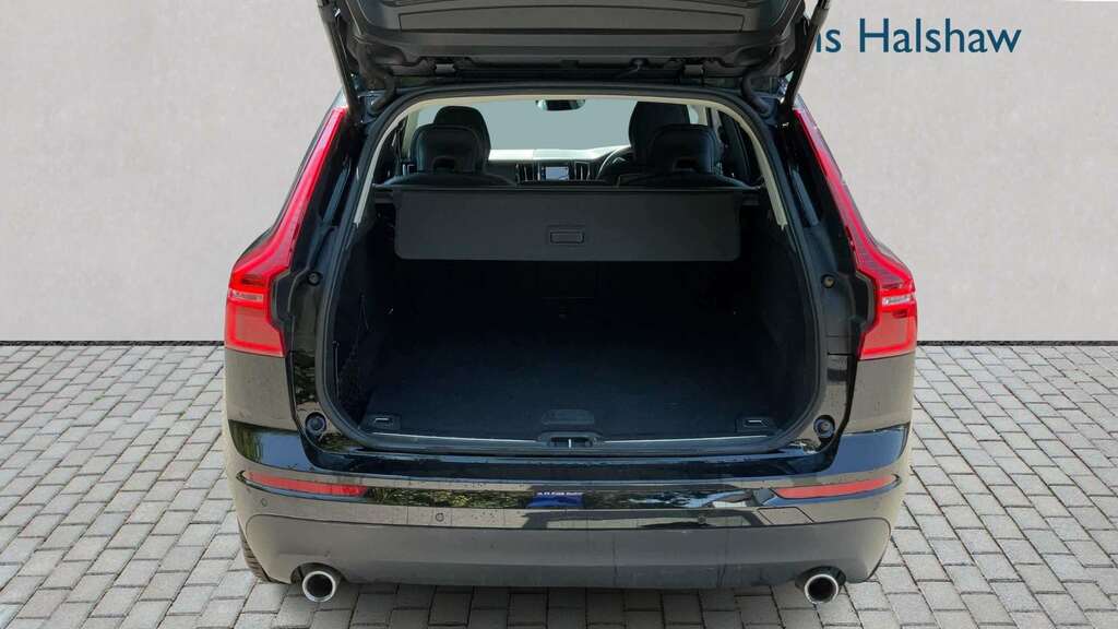 Volvo XC60 Volvo Estate 2.0 D4 Momentum Awd Geartr Grey #7