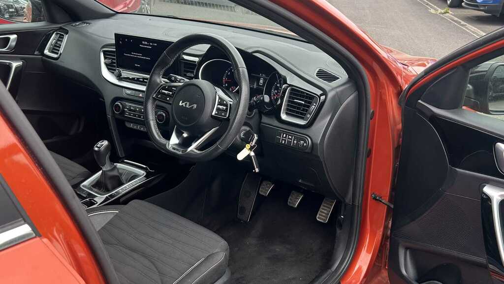 Kia Ceed 1.5T Gdi Isg Gt-line 2023 Orange #6