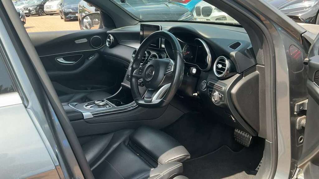 Mercedes-Benz GLC Class Glc 220D 4Matic Amg Line 9G-tronic 2018 Grey #3