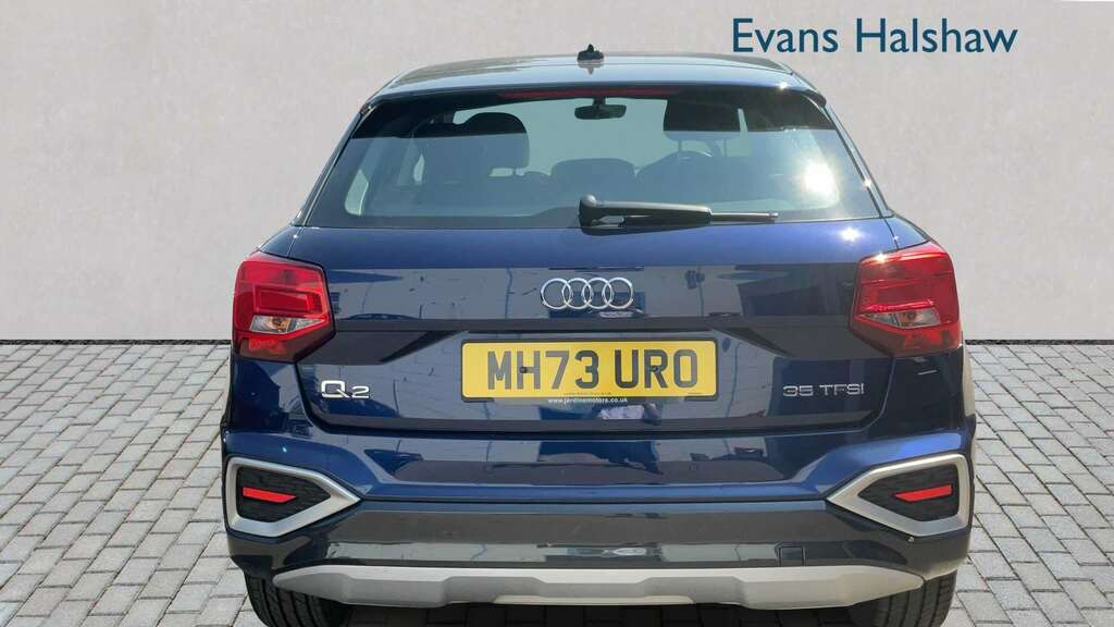 Audi Q2 35 Tfsi Sport 2024 Blue #4
