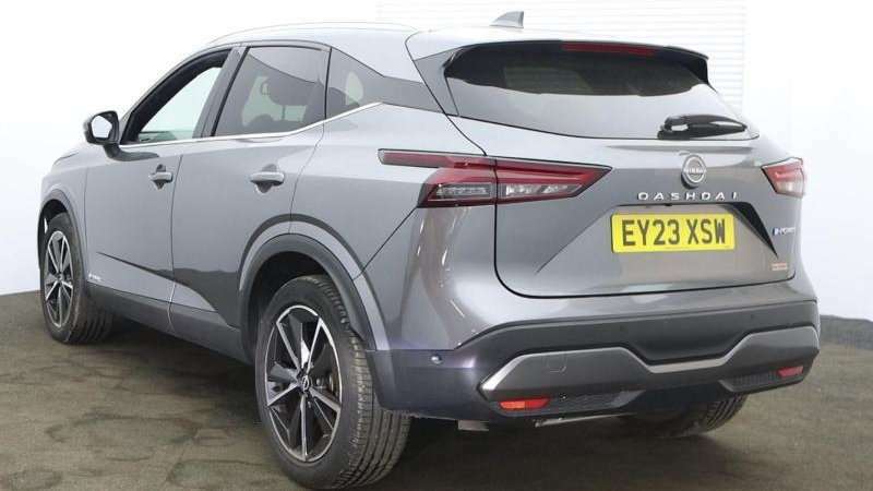 Nissan Qashqai 1.3 Dig-t Mhev N-connecta Xtron 4Wd Euro 6 Ss 5 White #2