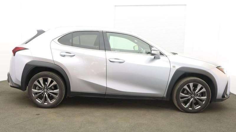 Lexus UX 250H 2.0 F-sport Design Cvt 2023 Silver #3