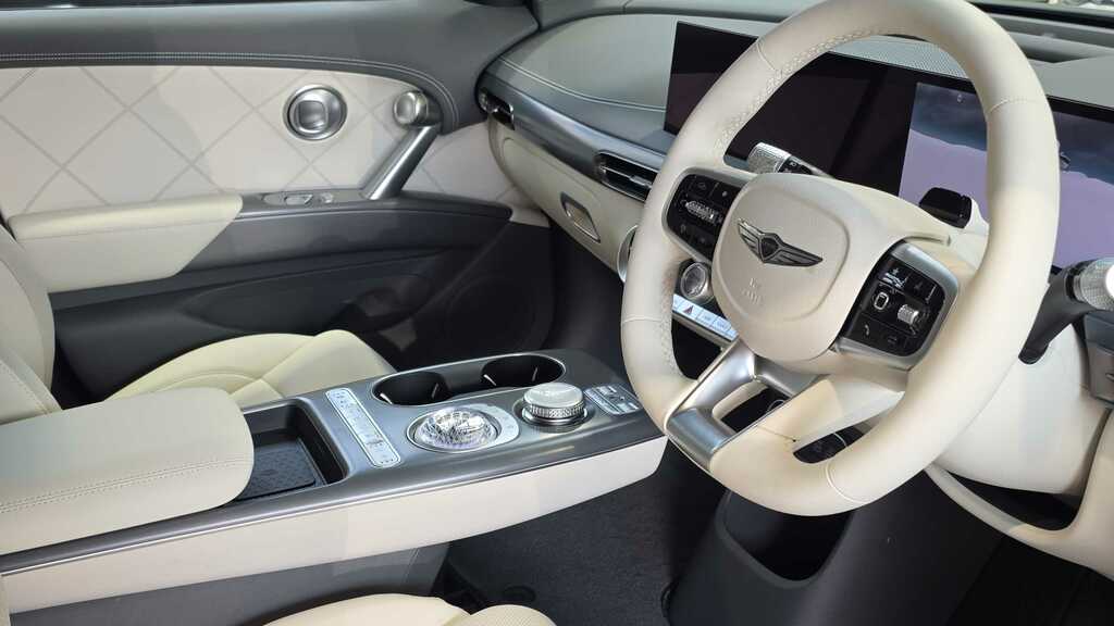 Genesis GV60 168Kw Pure 84Kwh 2026  #6