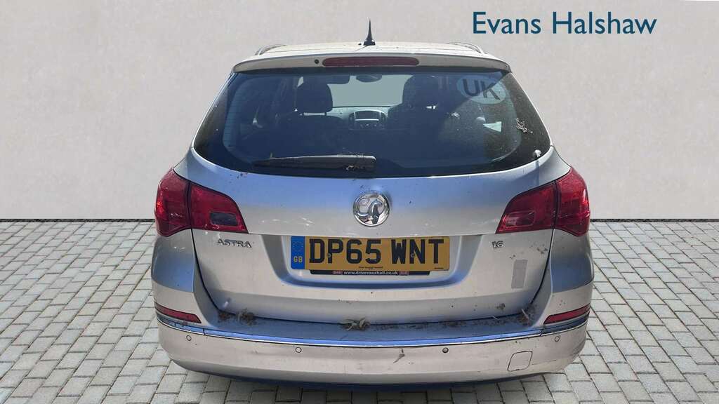 Vauxhall Astra 1.6I 16V Design 2015 Silver #5