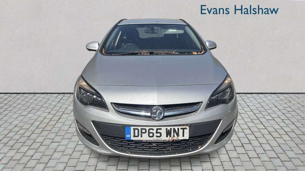 Vauxhall Astra 1.6I 16V Design 2015 Silver #4