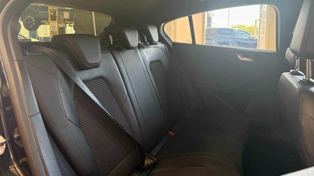 Ford Focus 1.0 Ecoboost 125 St-line X 2020 YJ20UVK Black #6
