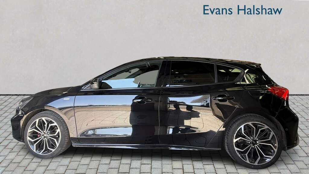 Ford Focus 1.0 Ecoboost 125 St-line X 2020 YJ20UVK Black #3