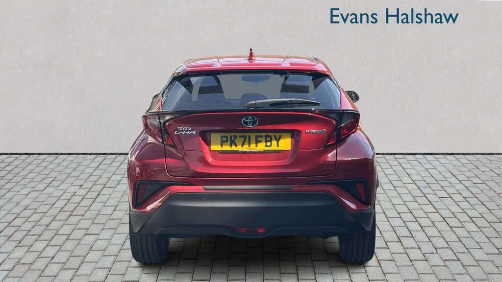 Toyota C-Hr 1.8 Hybrid Design Cvt 2021 Red #2