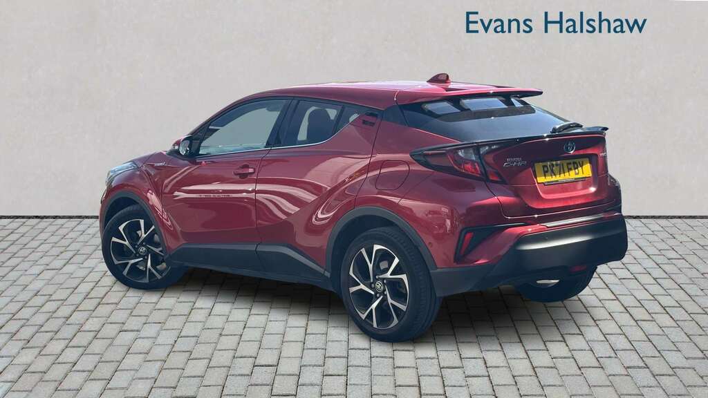 Toyota C-Hr 1.8 Hybrid Design Cvt 2021 Red