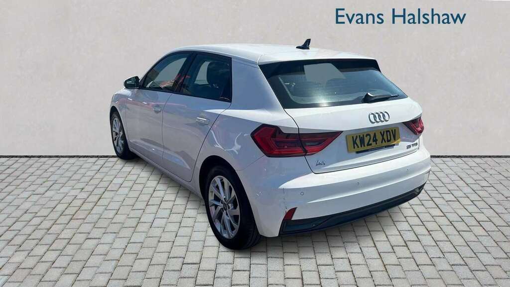 Audi A1 25 Tfsi Sport 2024 KW24XDV White #5