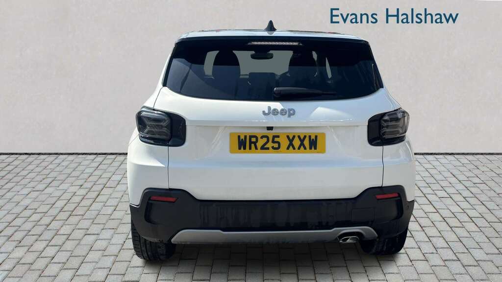 Jeep Avenger 1.2 Summit 2025 White #4