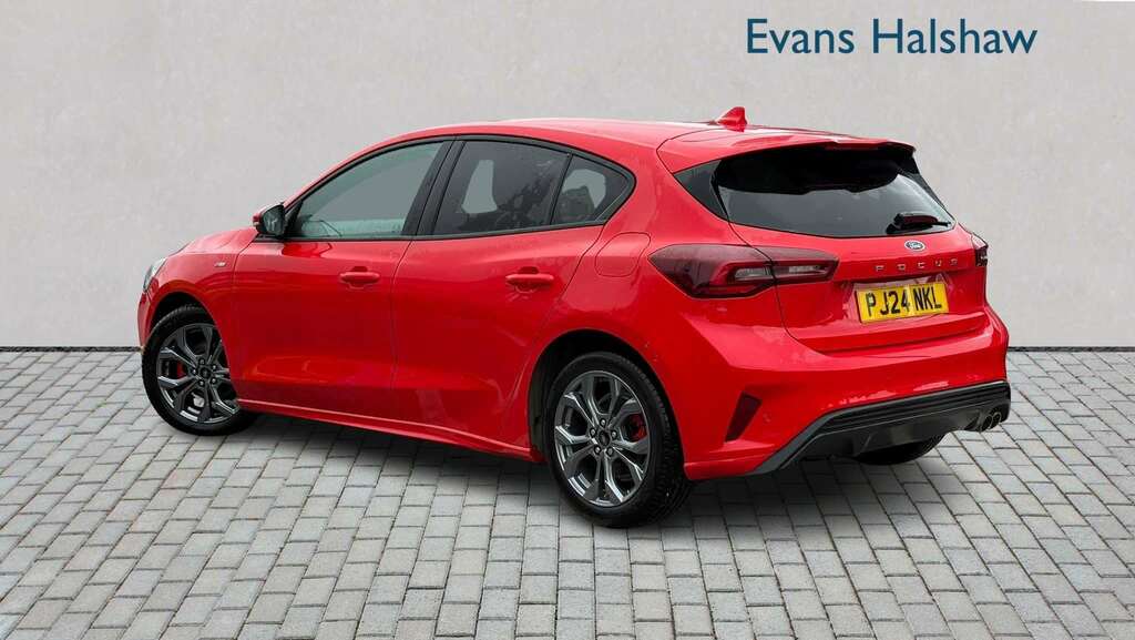 Ford Focus 1.0 Ecoboost Hybrid Mhev St-line 2024 Red