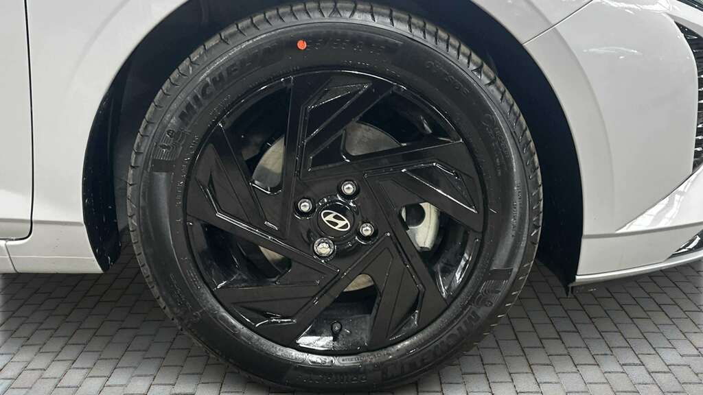 Hyundai I20 1.0T Gdi 90 Black Line 2026 Grey #6