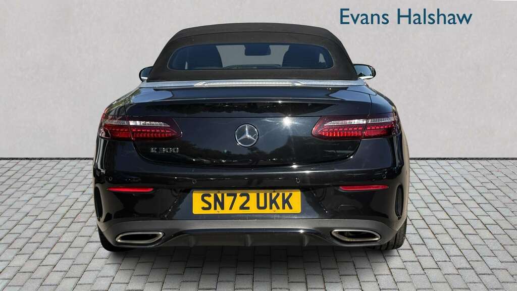 Mercedes-Benz E Class E300 Amg Line Night Ed Premium Plus 9G-tronic Black #4