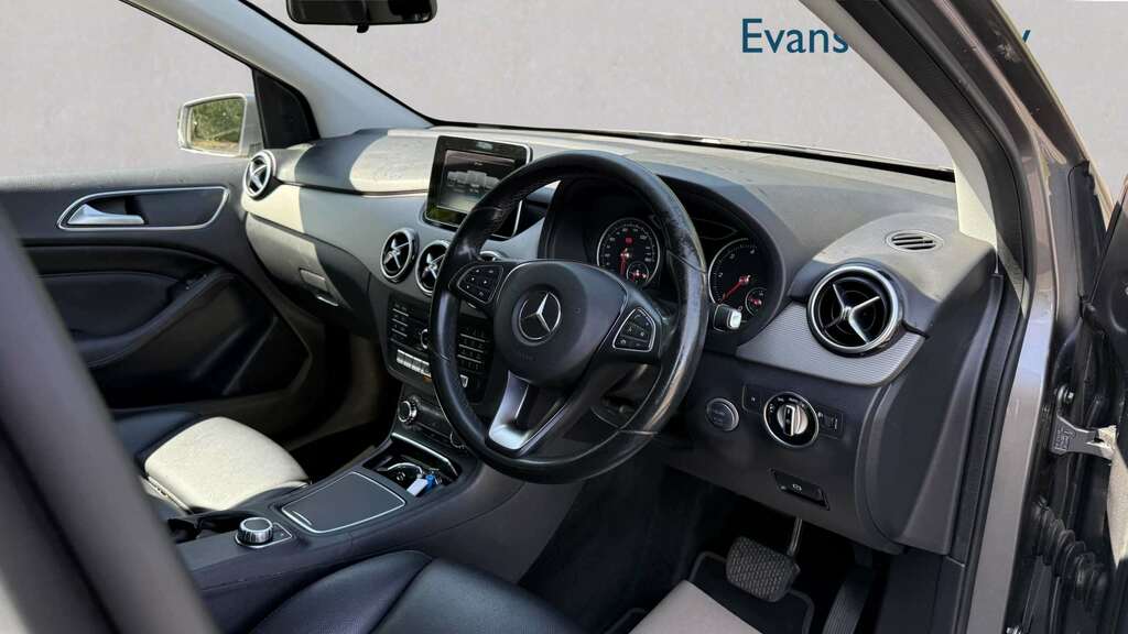 Mercedes-Benz B Class 1.6 B200 Sport Executive 7G-dct Euro 6 Ss Blue #15