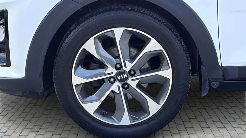 Kia Stonic 1.0T Gdi 2 2017 White #6