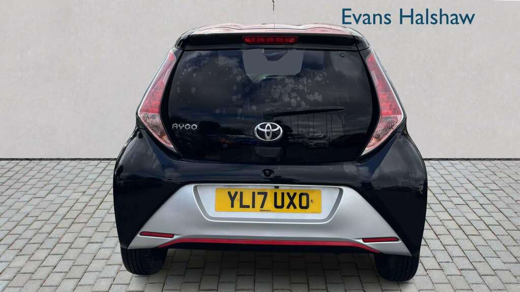 Toyota Aygo 1.0 Vvt-i X-press 2017 Black #5