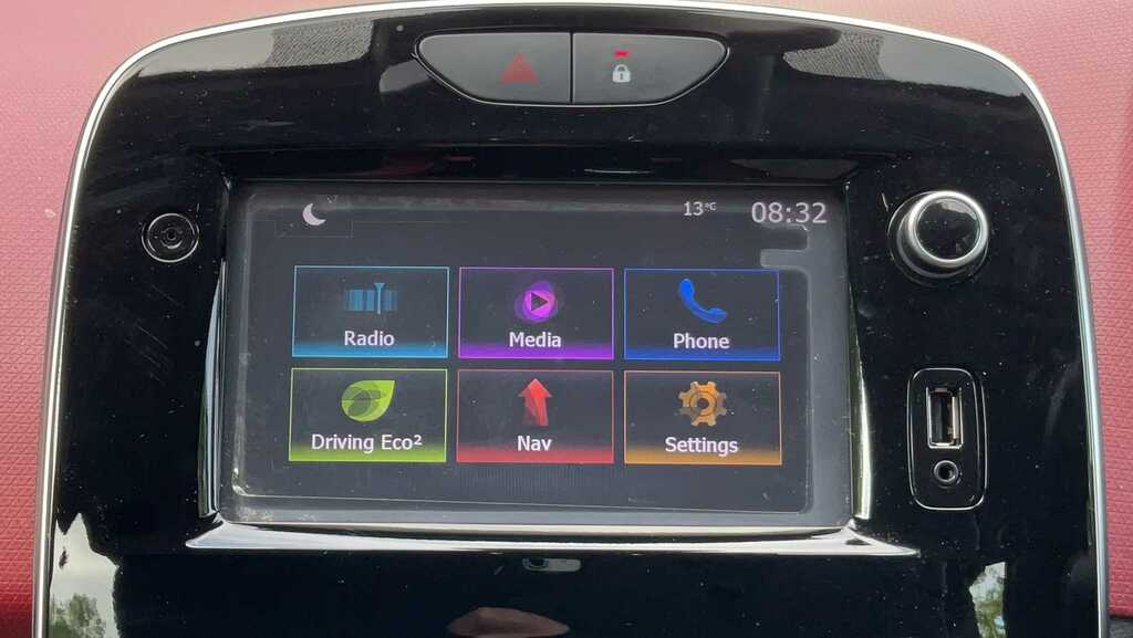 Renault Clio 0.9 Tce 90 Dynamique S Nav 2018 NA18OVP Grey #3