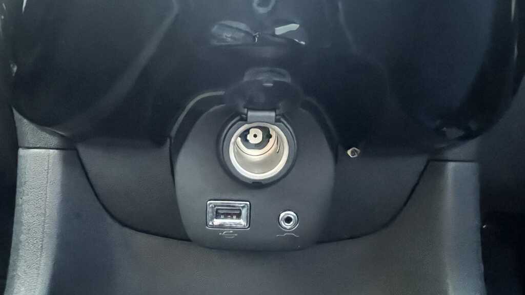 Citroen C1 1.0 Vti 72 Feel 2020 White #6