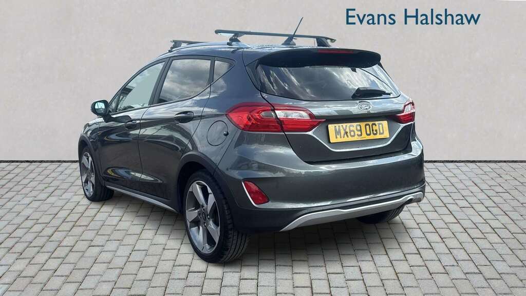 Ford Fiesta Hatchback 1.0 Active White #2