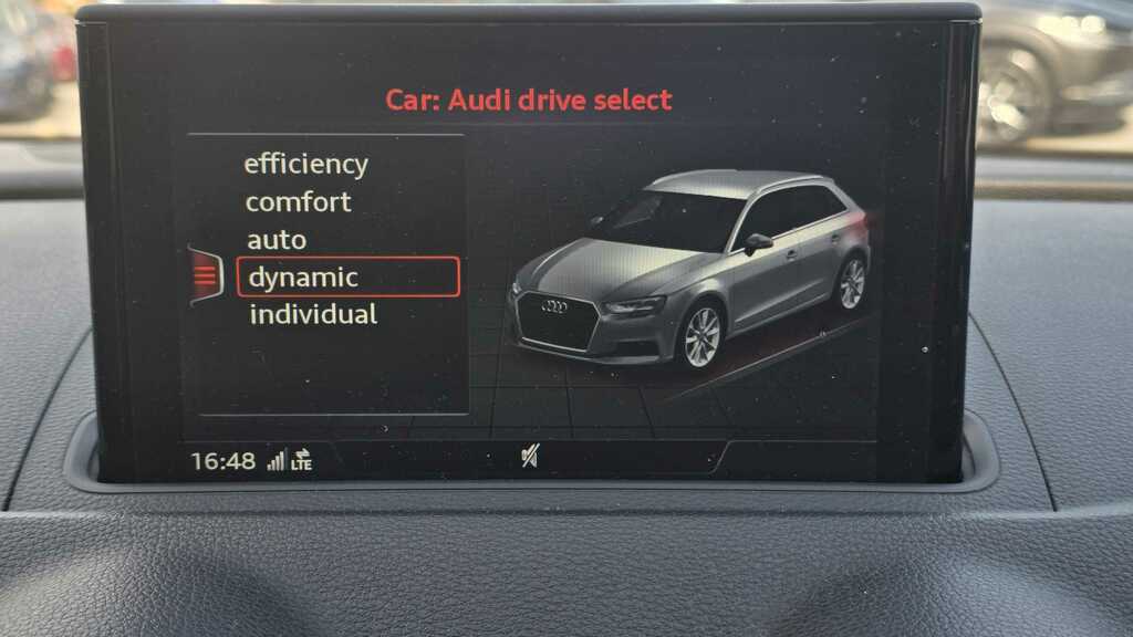 Audi A3 Black Edition White #9