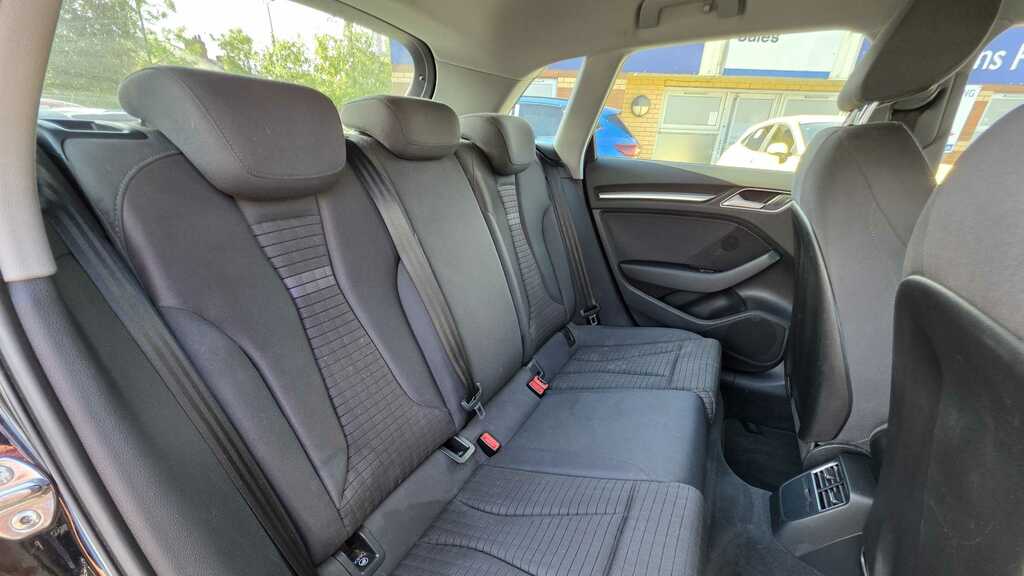 Audi A3 Black Edition White #6